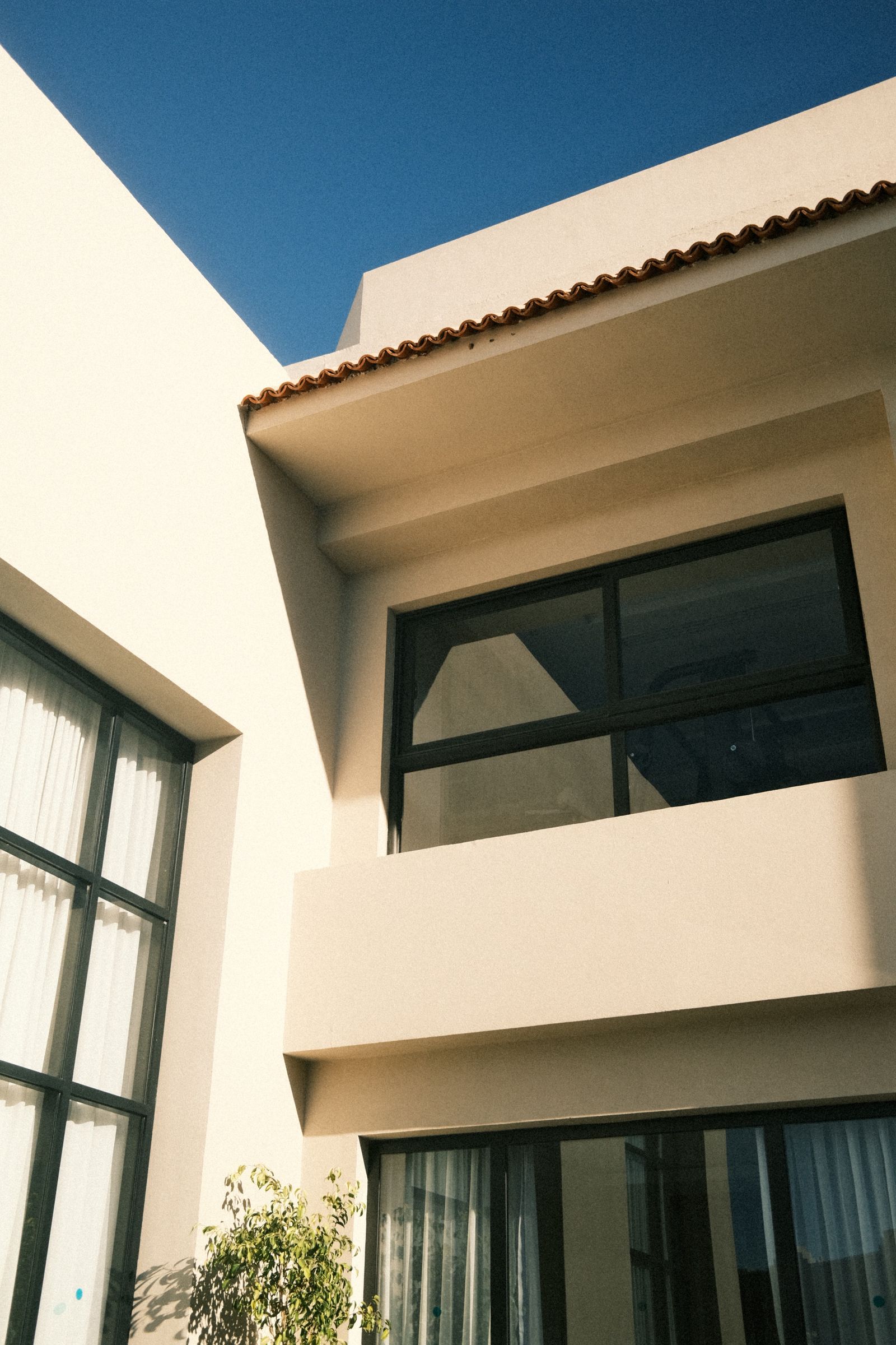 A custom South Bay home in warm evening light